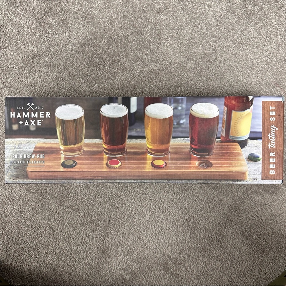 Hammer + Axe Glass Beer Tasting Set with 4 Flight Glasses and Tray with Numbers
